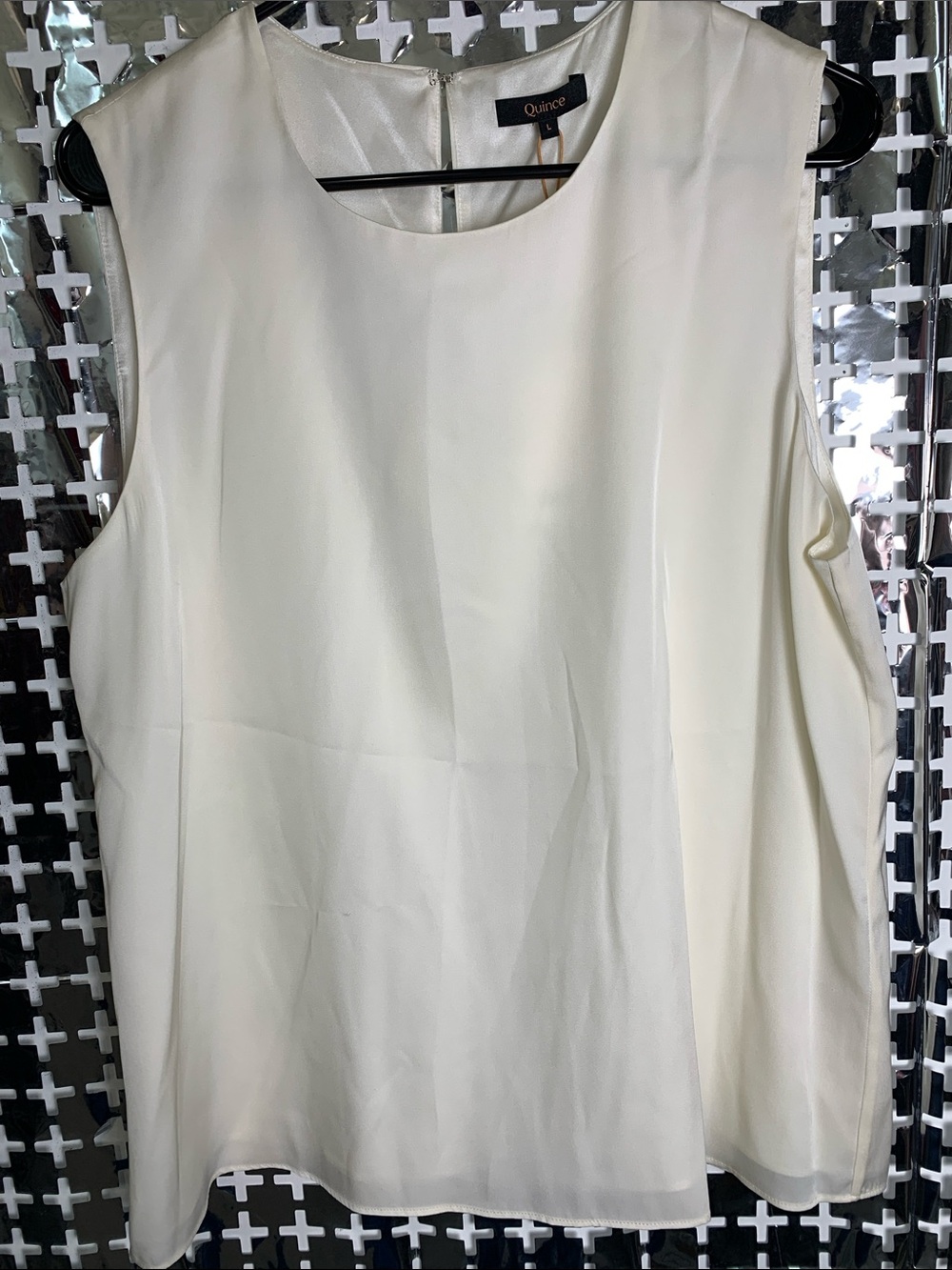 Quince Cream Silk Sleeveless Round Neck Top